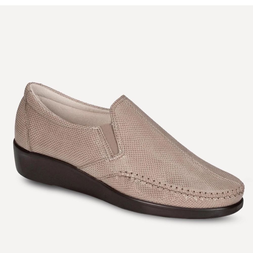 SAS Dream Comfort Orthotic Support Loafer in Mushroom Snake Tan Narrow NWOB